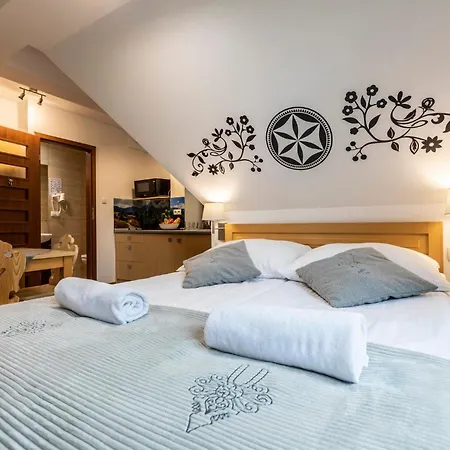 Udanypobyt Apartamenty Przy Dolinach C I D Koscielisko Exterior photo