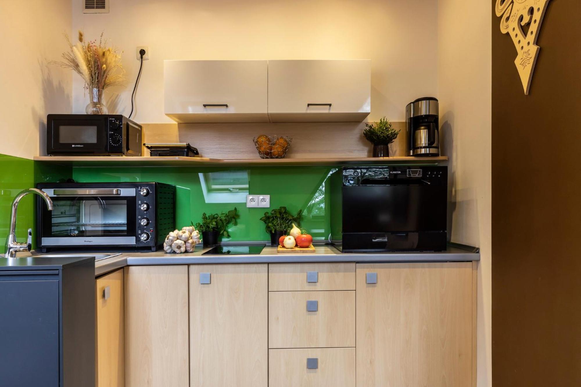 Apartment Udanypobyt Przy Dolinach C I D *